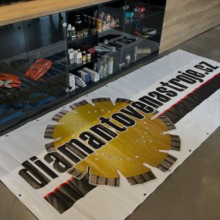 Ďakujeme @liprint.sk za promptnú výrobu banera, ktorý bude visieť na hrade Lipnice 27. až 29. júna, na kamenarskom...